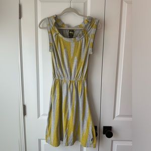Stussy Women’s Gray and Yellow Sleeveless Dress (Size XS)
